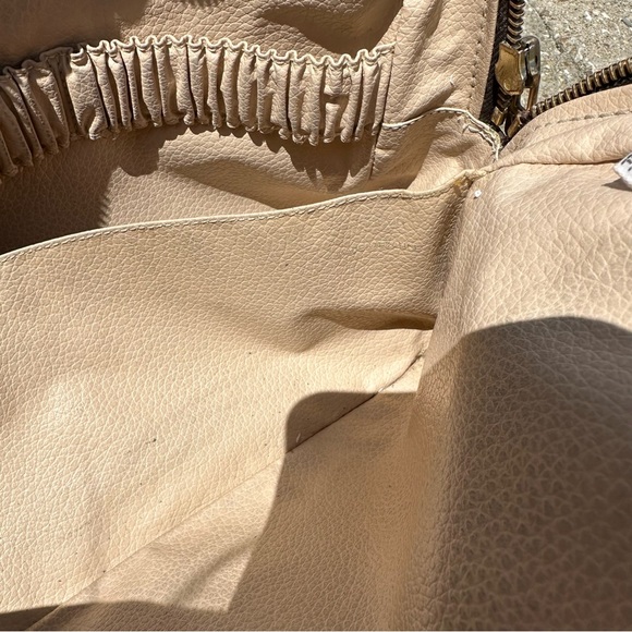 Louis Vuitton Monogram Trousse Toilette 28 - Picture 11 of 14